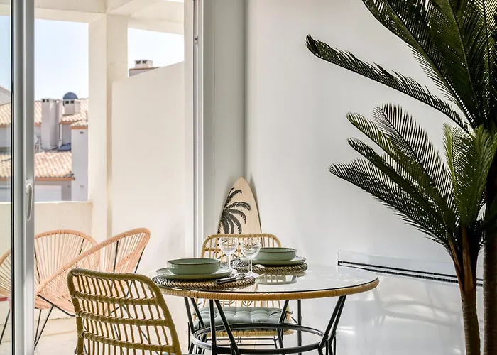 Jungle Terrasse Vue Port Wi-fi, Clim, Linge & Menage Inclus *